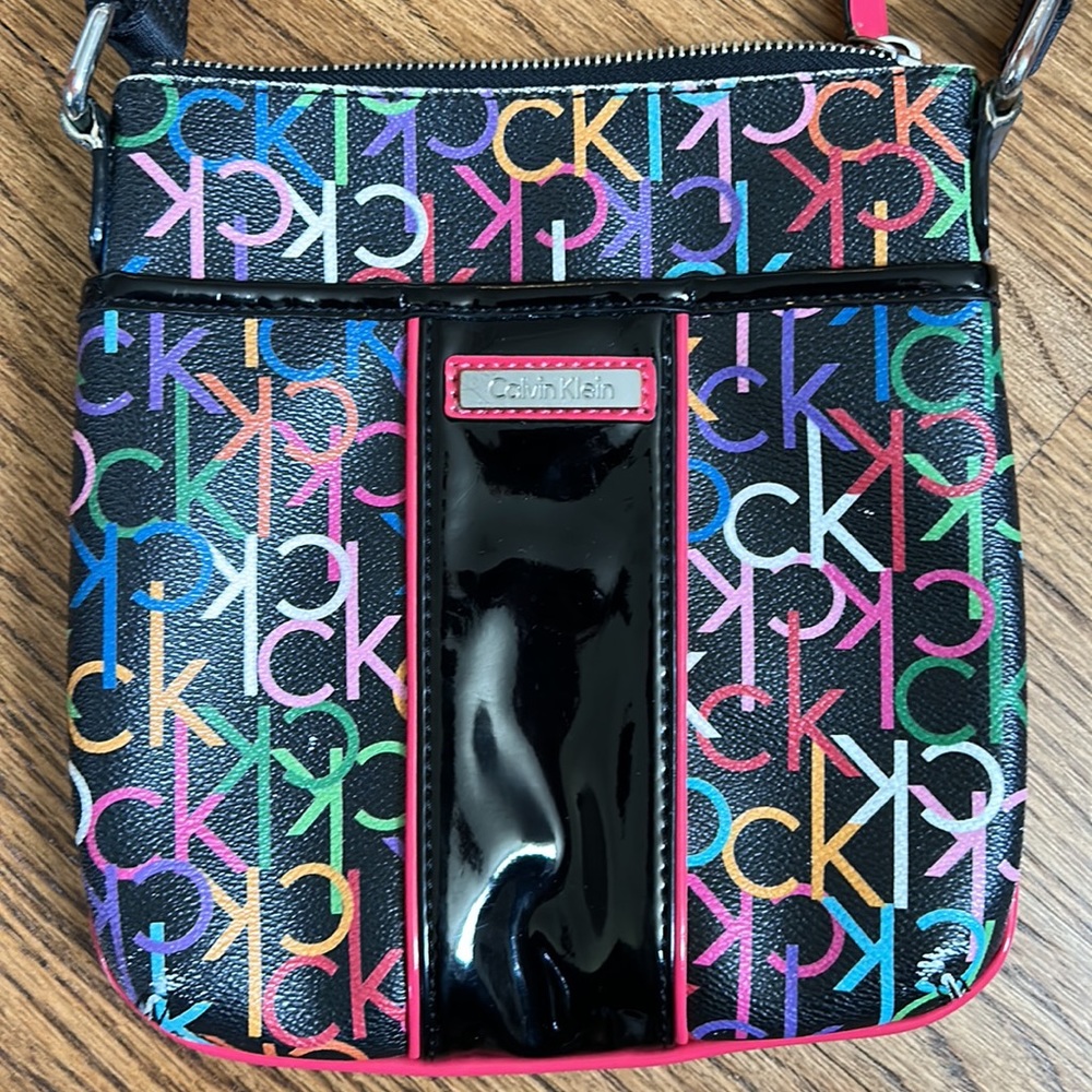 Black & Multicolor Logo Print Calvin Klein Purse
